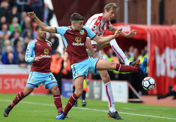 年轻且有潜 年轻且有潜